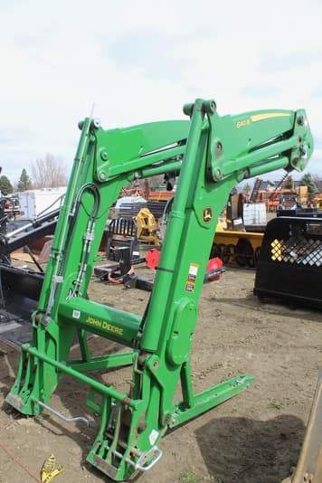 Main image John Deere 640R